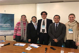 Os professores do curso, da esquerda para direita: Dra. Leonora De Zorzi Piccoli, Dra. Fernanda Fernandes (SP),  Dr. Caetano Sehbe De Carli, Dr. Dimas Carnaúba Junior (SP),  Dra. Renata Sehbe Fedrizzi